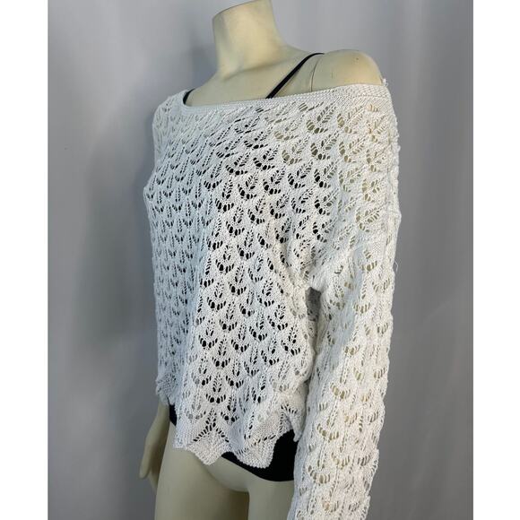 NWT CCK Style White Crochet crewneck with large sexy neck, scalloped size medium - Picture 7 of 12